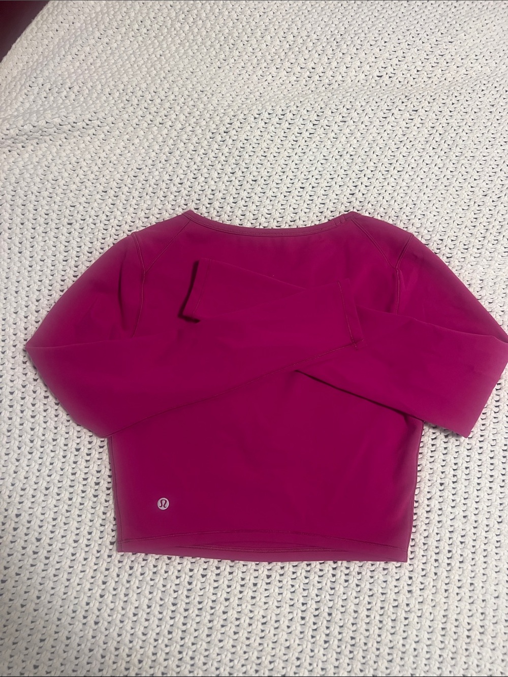 Lululemon cropped workout top